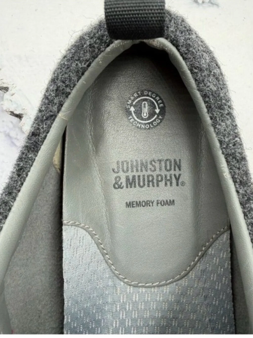 Johnston & Murphy like new
